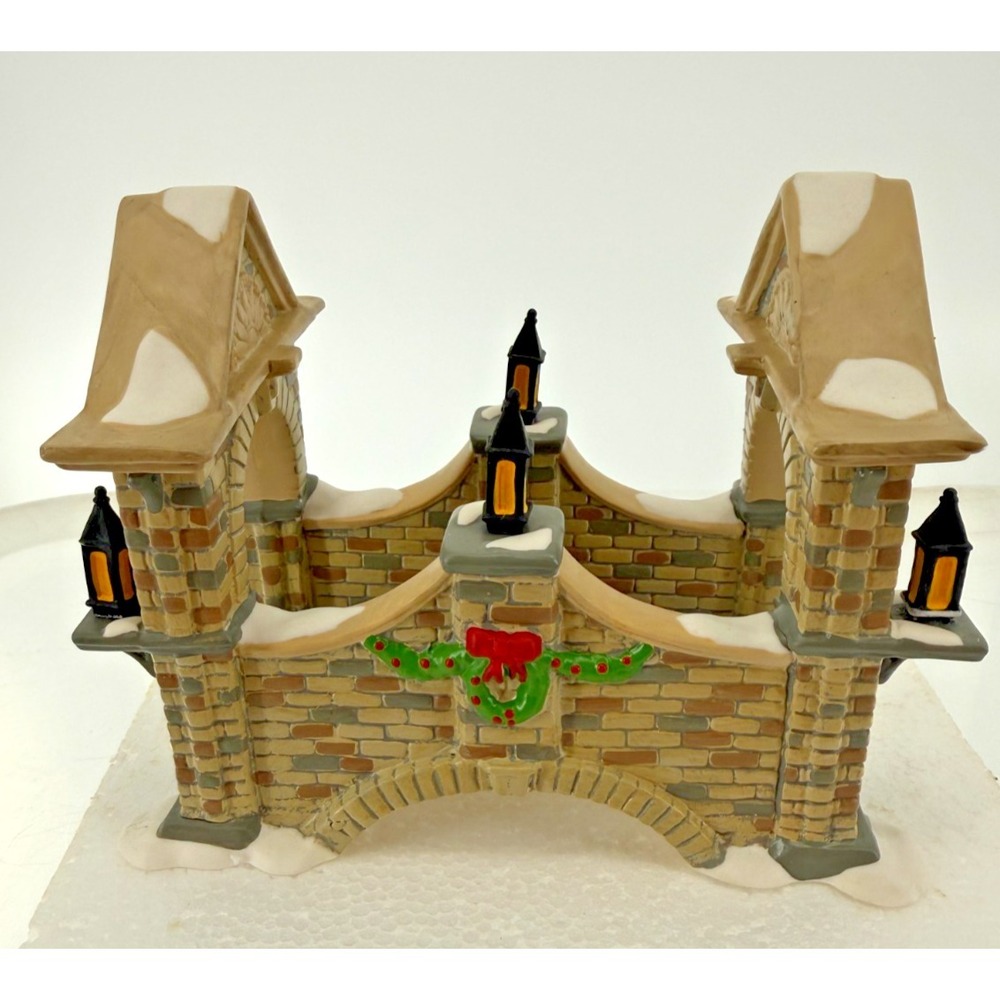 Department 56 Dickens Village Regent's Park Footbridge Porcelain Accessory #8072 - Picture 5 of 8